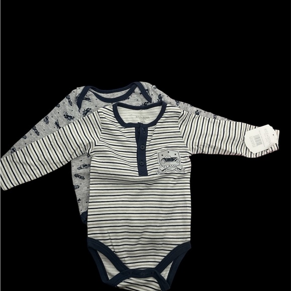 NWT Kylie & Deena 3-6 Month L/S onesie 2 pack - Picture 1 of 1